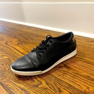 Mend Aldo black dress sneakers
